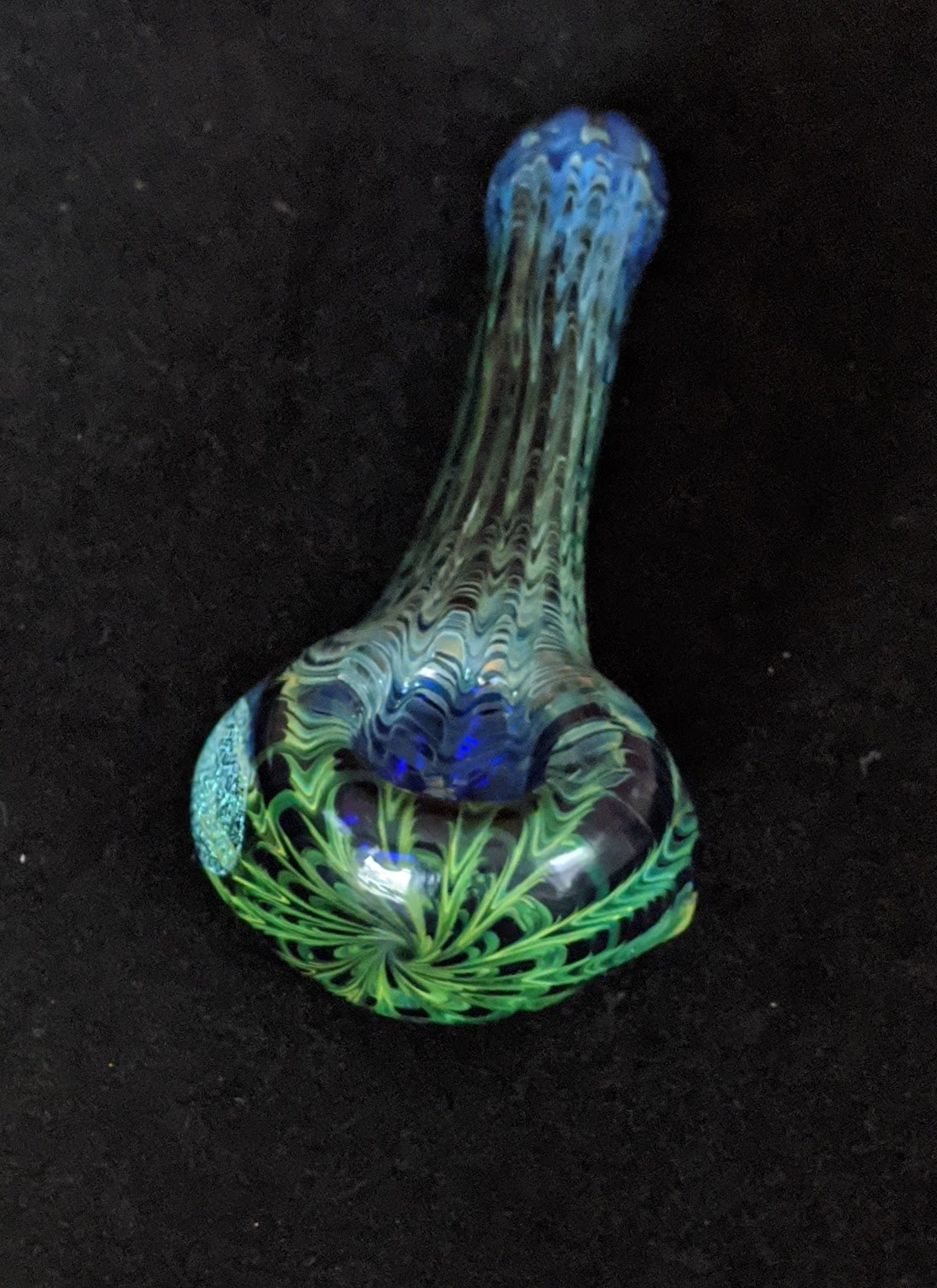 4.5 Inch Glass Spoon, Dichroic Sacred G Symbol, Gold & Silver Fume Rake Design