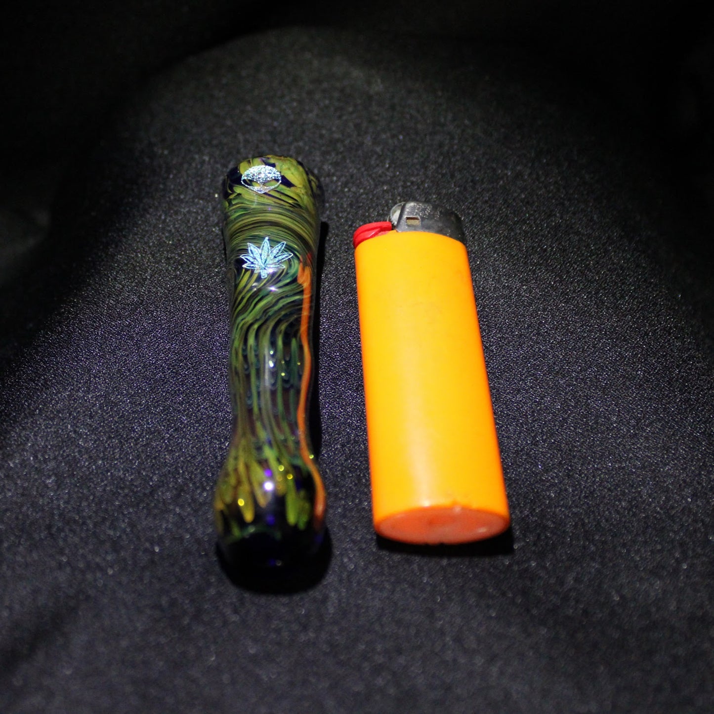 3.5 inch Glass Chillum, Dichroic Alien & Leaf, Silver & Gold Fumed Rake Design