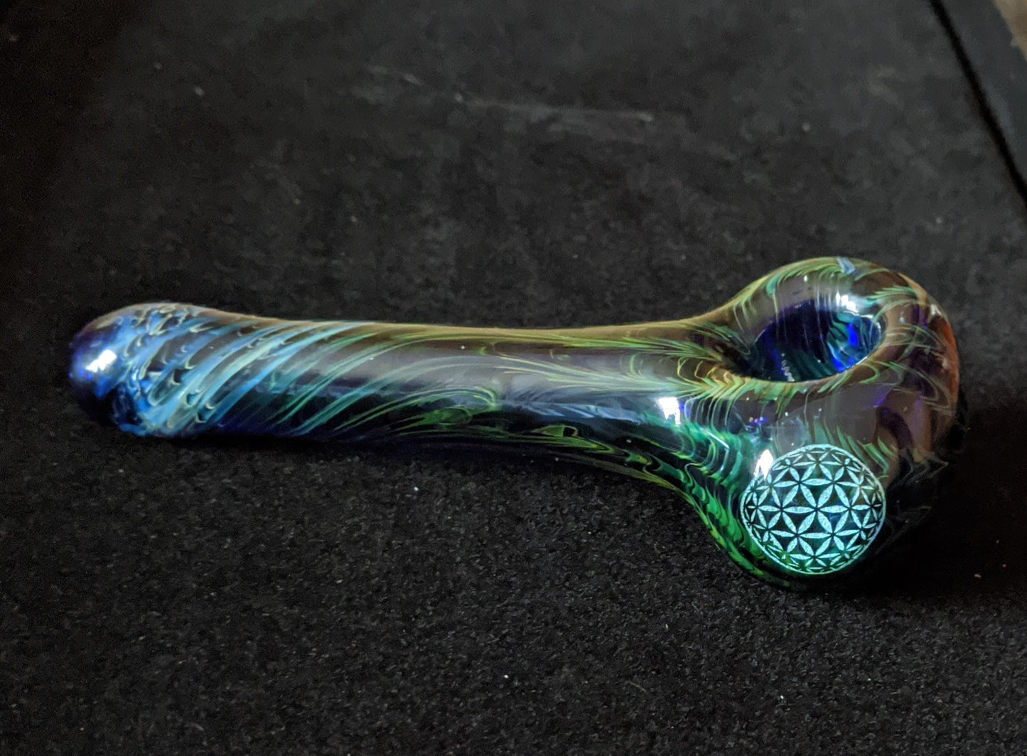 4.5 Inch,Glass Spoon, Sacred G Dichroic Symbol, Gold & Silver Fumed Rake Design